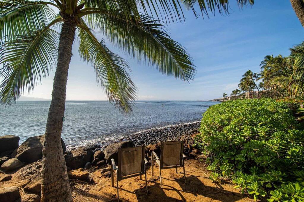 Stunning Maui Direct Ocean Front On The Beach, Walk To Beach From Condo, Watch Turtles, Whales, Ac In All Rooms Ocean View Pool And Spa Wailuku Dış mekan fotoğraf