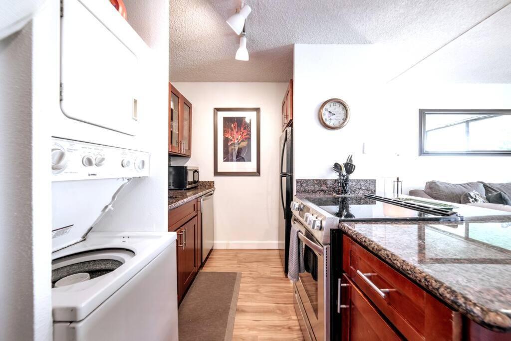 Stunning Maui Direct Ocean Front On The Beach, Walk To Beach From Condo, Watch Turtles, Whales, Ac In All Rooms Ocean View Pool And Spa Wailuku Dış mekan fotoğraf